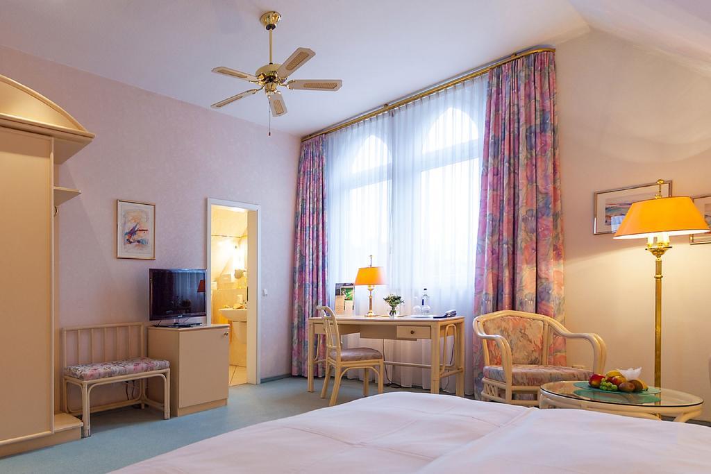 Hotel Residenz Joop Magdeburgo Quarto foto